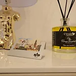 Konukevi Luxury Masaniello 4*